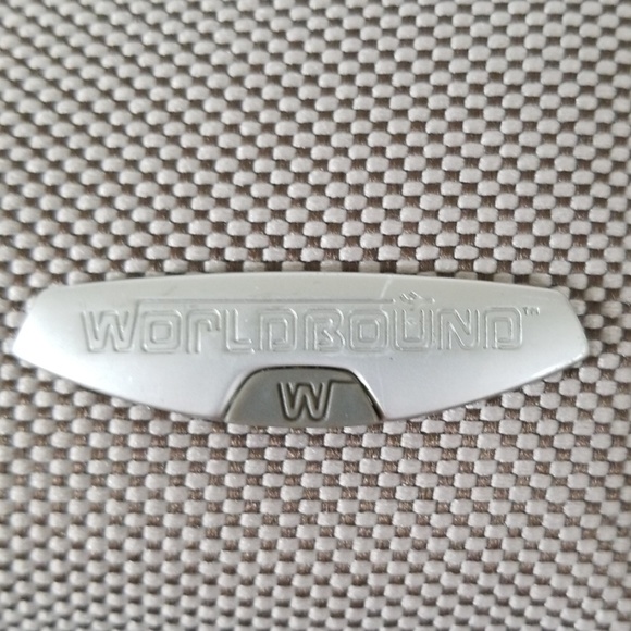 World Bound Beige Carry On Shoulder Bag Luggage - Picture 2 of 8